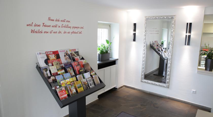 Stadthotel Kassel Ngoại thất bức ảnh